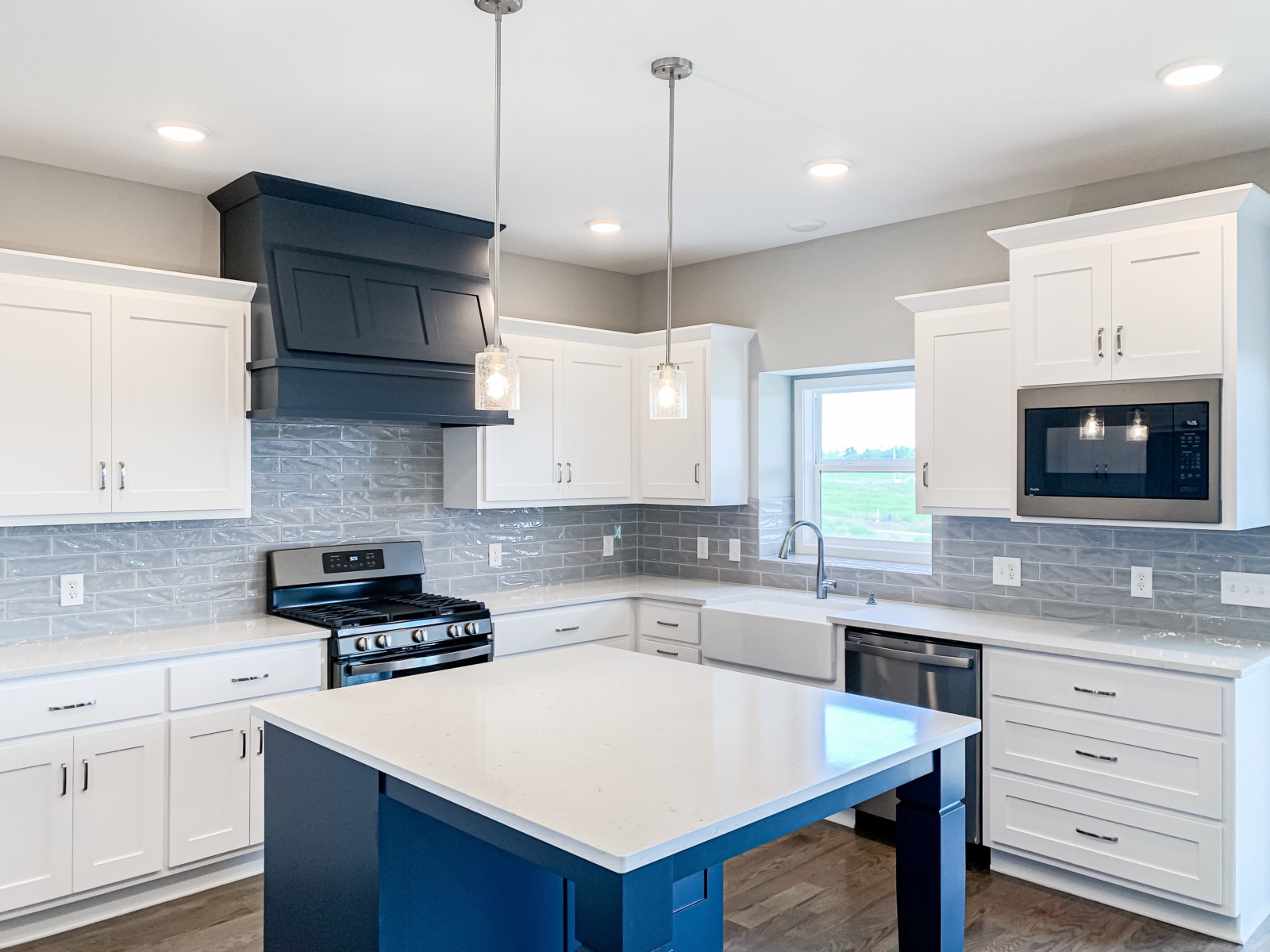 Kitchen Features You Should Consider When Building A New Home - Hearthside  Homes