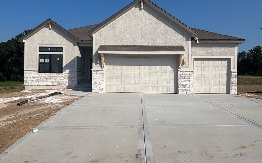 8222 NW 90th Ter